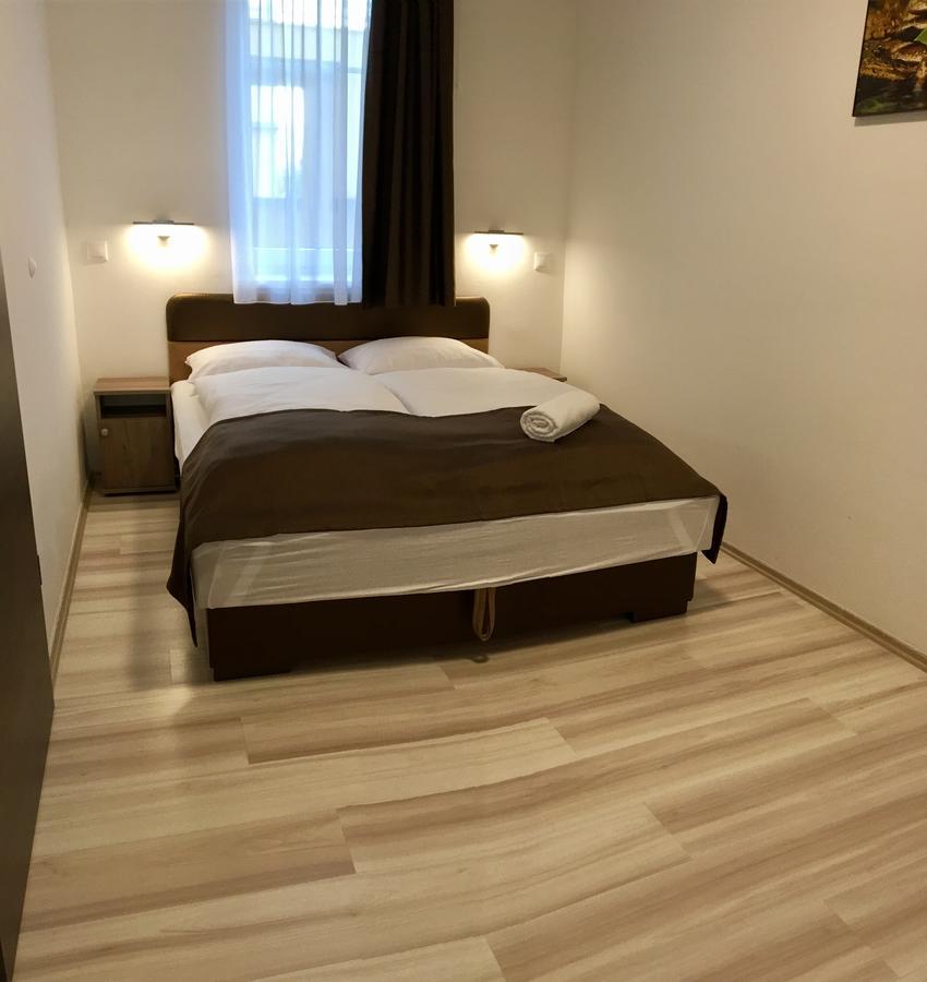 M&F Apartman เอ็กแกร์ซาโลก ภายนอก รูปภาพ